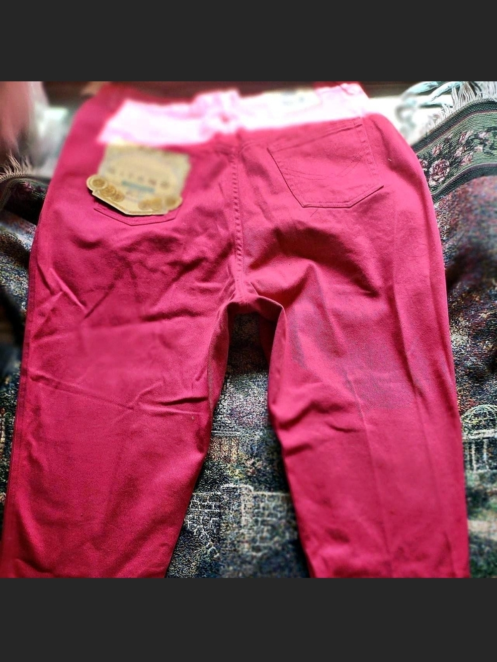 Magenta 90s Jeans